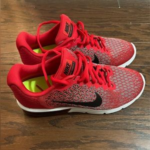 Mens size 7 Nike shoes